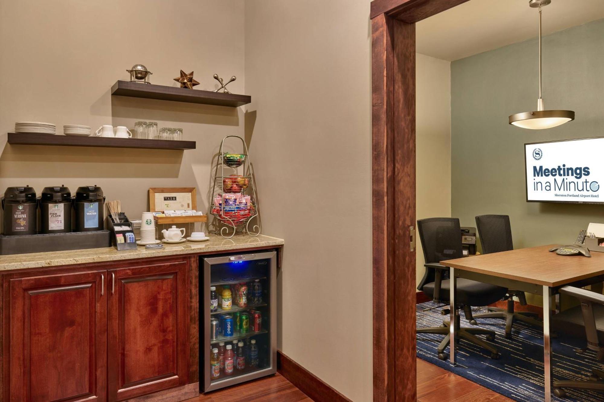 Sheraton Portland Airport Hotel Extérieur photo